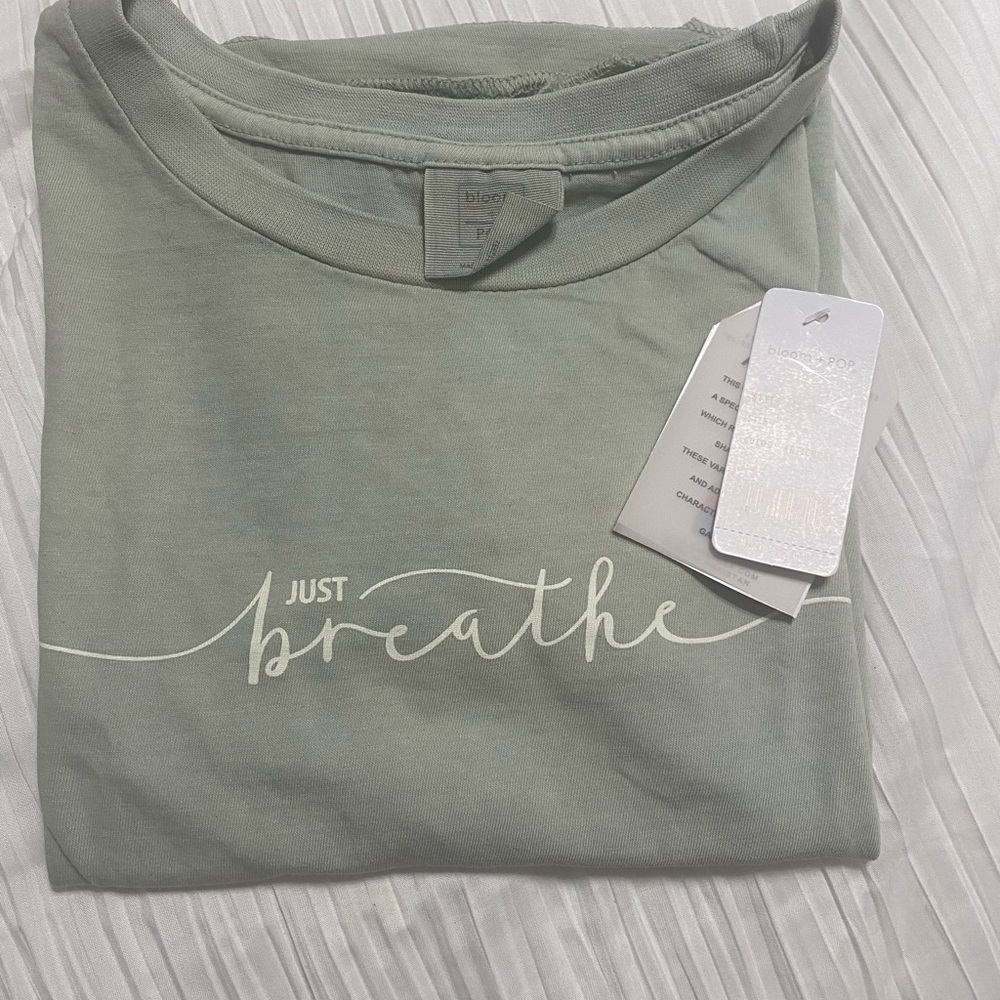 Cropped t-shirt - Picture 2 of 10